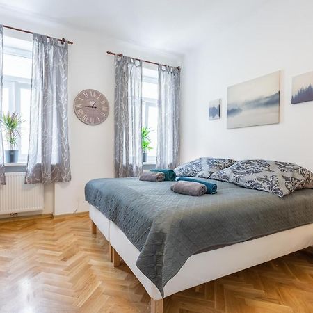 Revliving Apartments Eggenburg Bagian luar foto