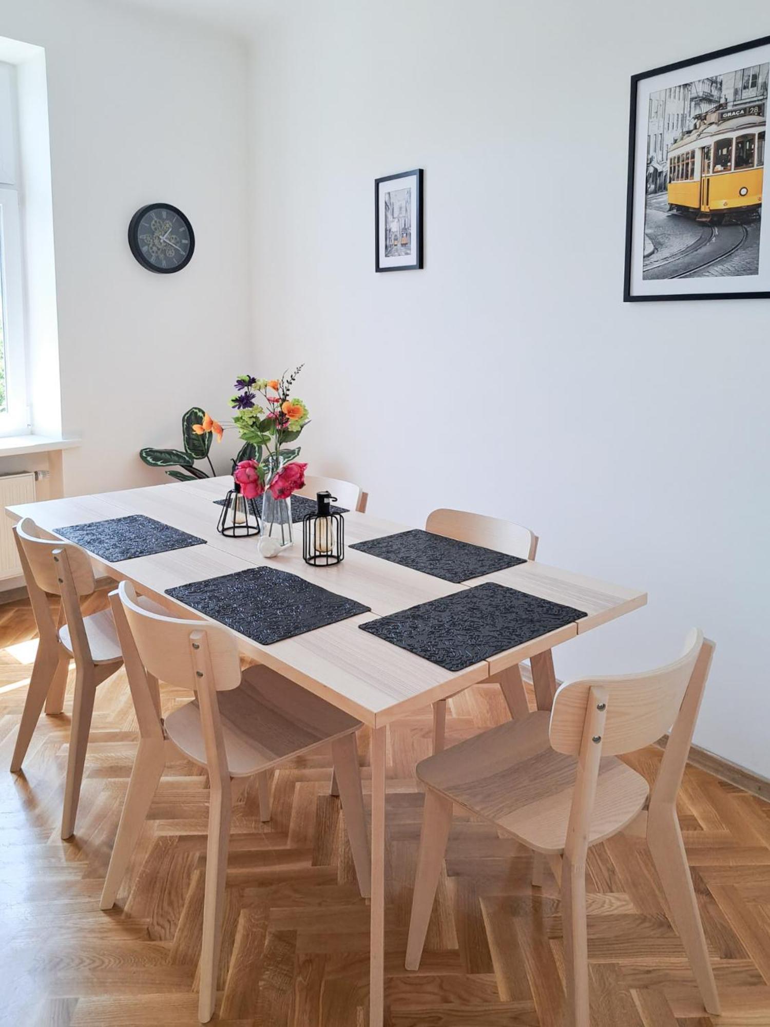 Revliving Apartments Eggenburg Bagian luar foto