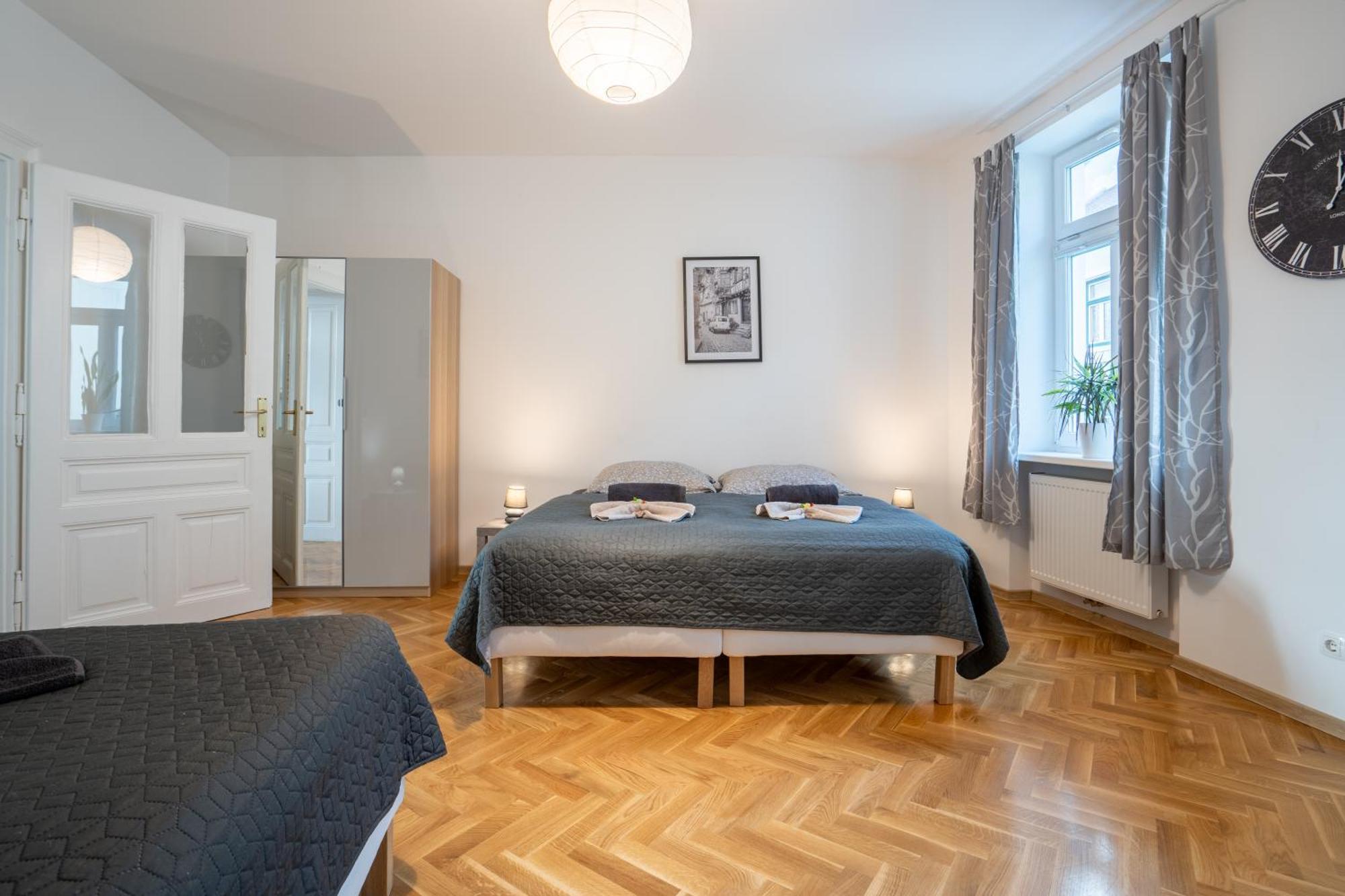 Revliving Apartments Eggenburg Bagian luar foto